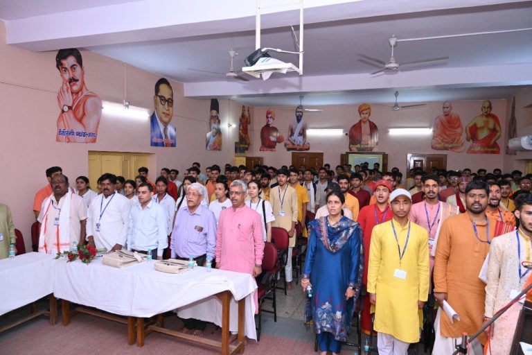 श्री भगवानदास आदर्श संस्कृत महाविद्यालय, हरिद्वार में हुआ निरीक्षण